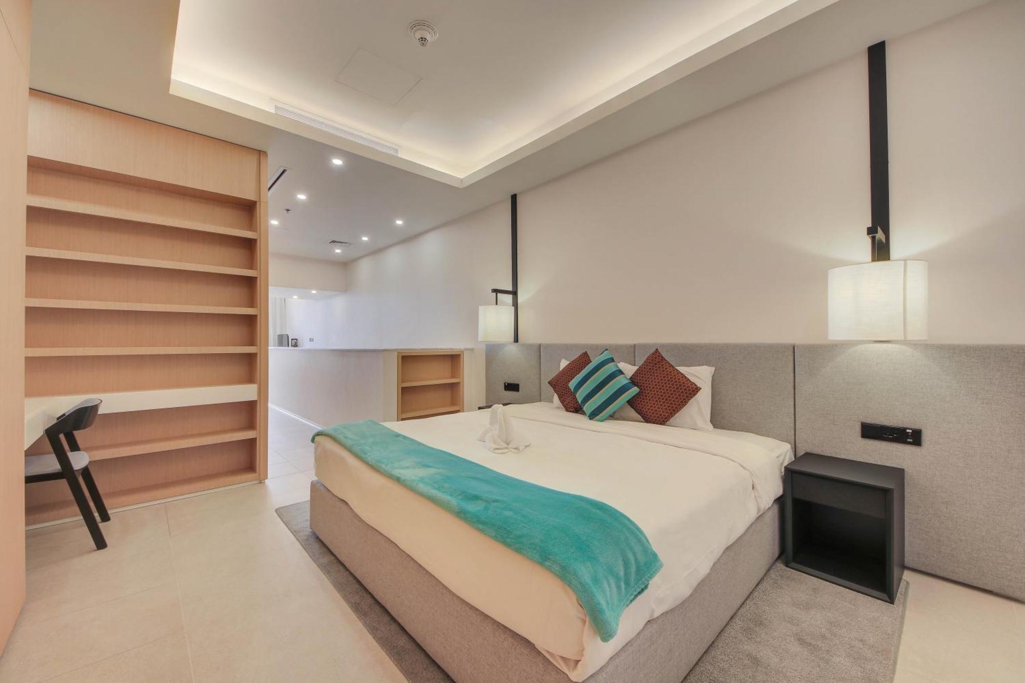 Luxe Getaways Royal Amwaj Palm Jumeirah Resort Apartment Holiday Home Dubai Room photo