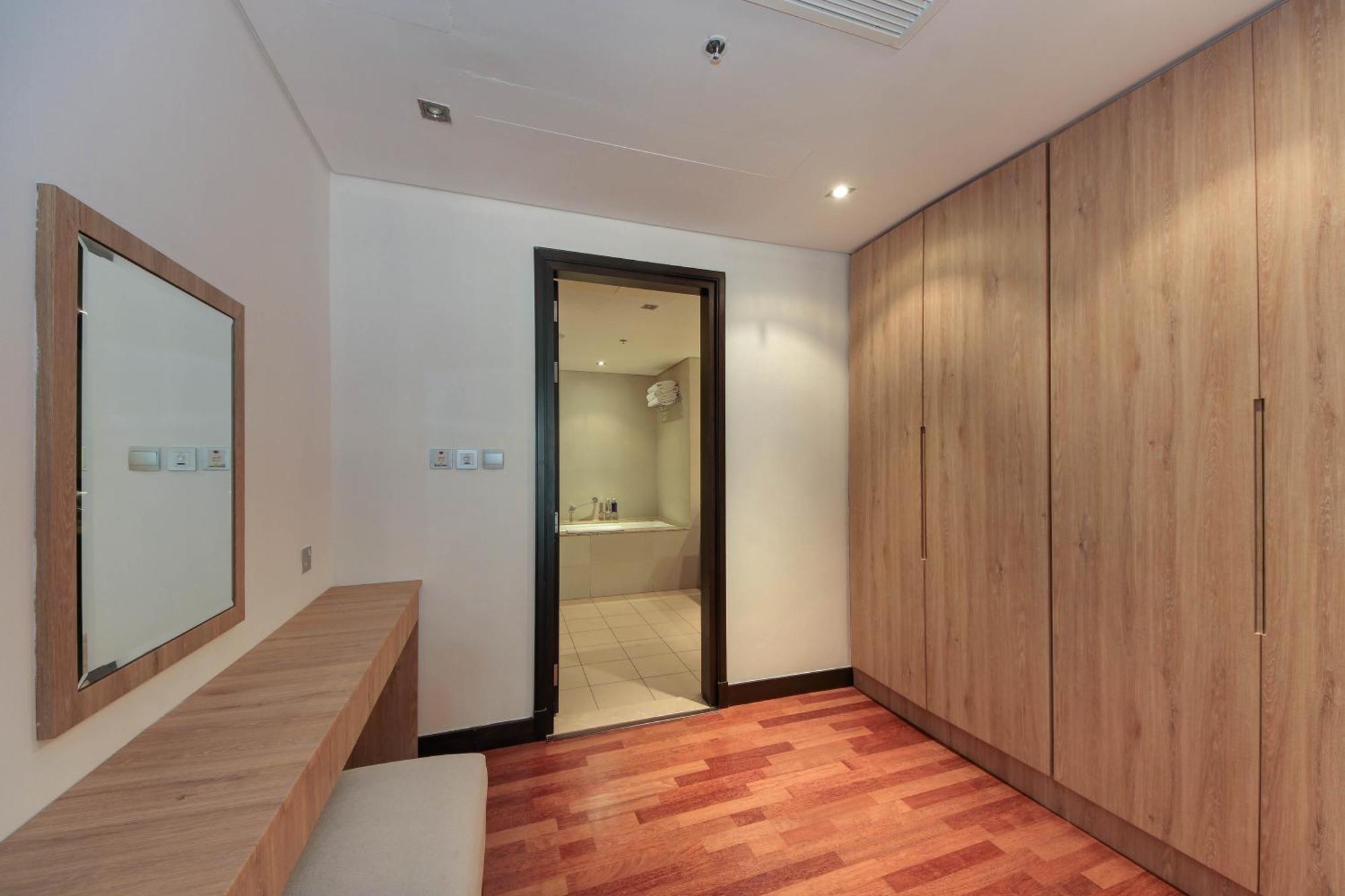 Luxe Getaways Royal Amwaj Palm Jumeirah Resort Apartment Holiday Home Dubai Exterior photo