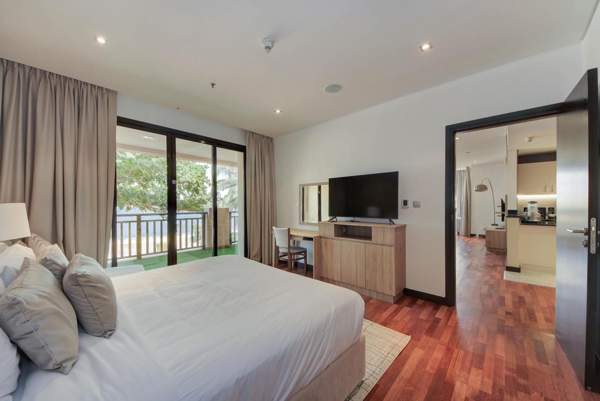 Luxe Getaways Royal Amwaj Palm Jumeirah Resort Apartment Holiday Home Dubai Exterior photo